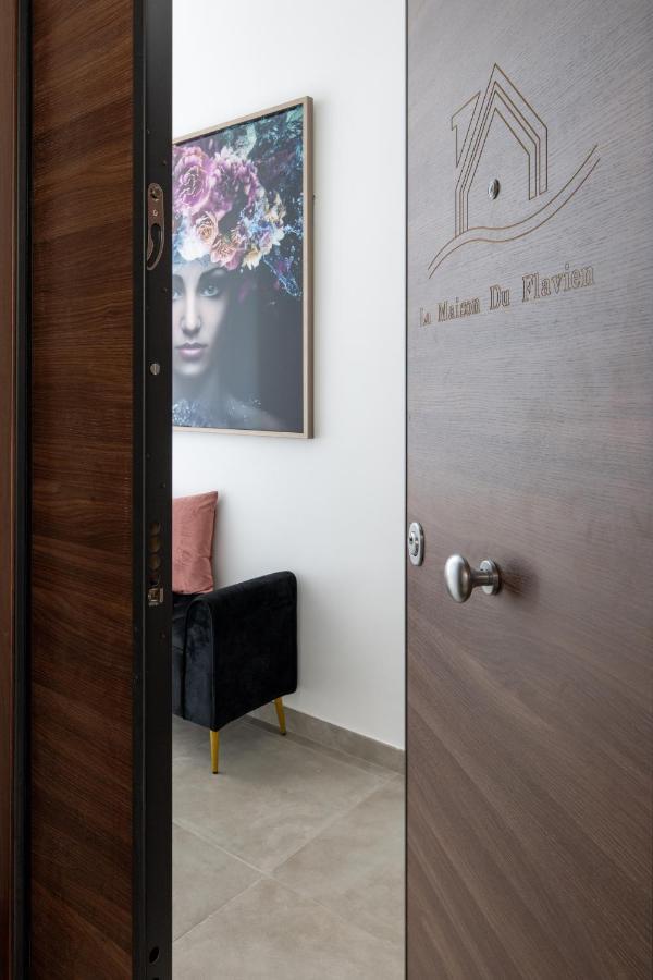 La Maison Du Flavien Наполи Екстериор снимка